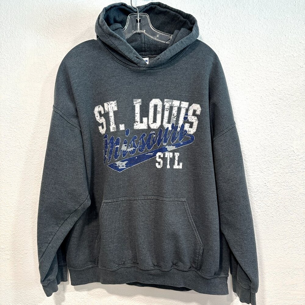 Pullover Hoodie Sweatshirt ST LOUIS MISSOURI Front Graphics Gray Unisex Size XL